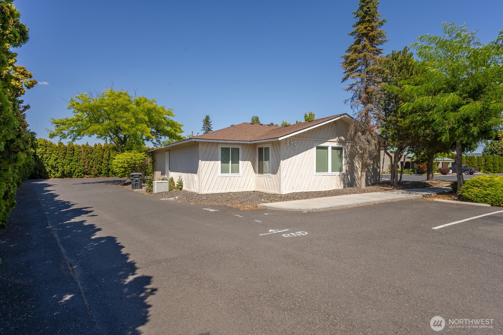830 Sharon Avenue E Moses Lake WA 98837