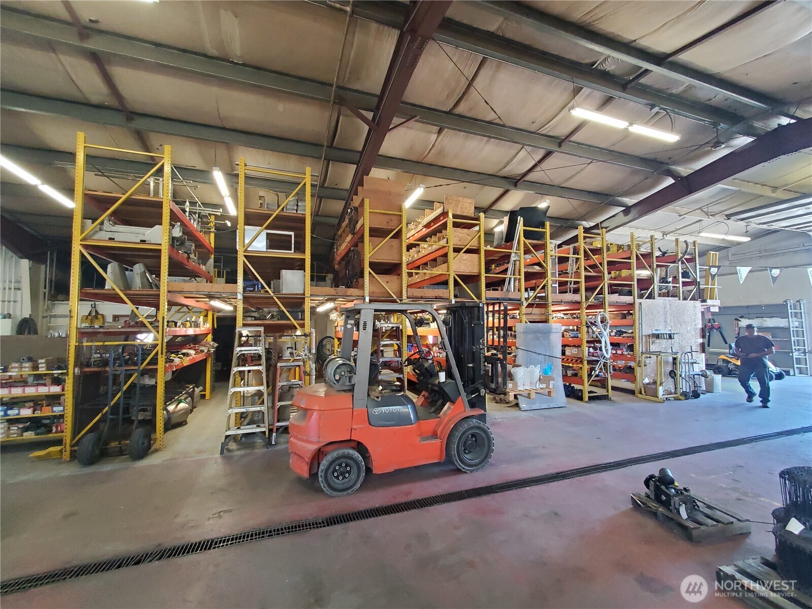 6881 E 5th Place Lynden WA 98264