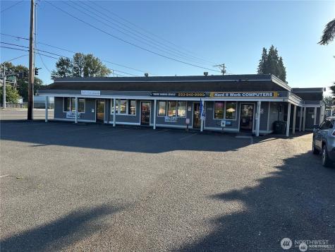 1512 East Pioneer Way Puyallup WA 98372