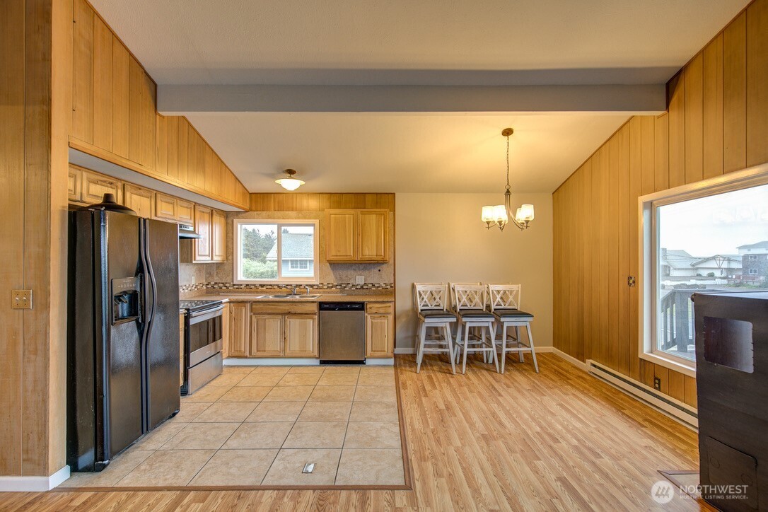 798 Ocean Shores Boulevard NW Ocean Shores WA 98569