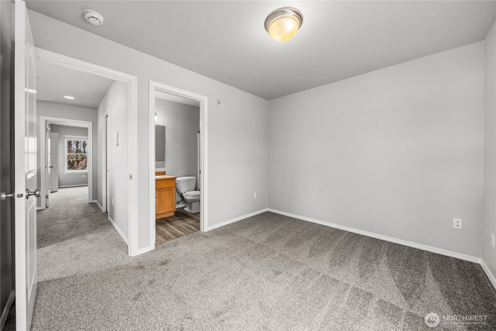 816 Cherry Avenue Sumner WA 98390