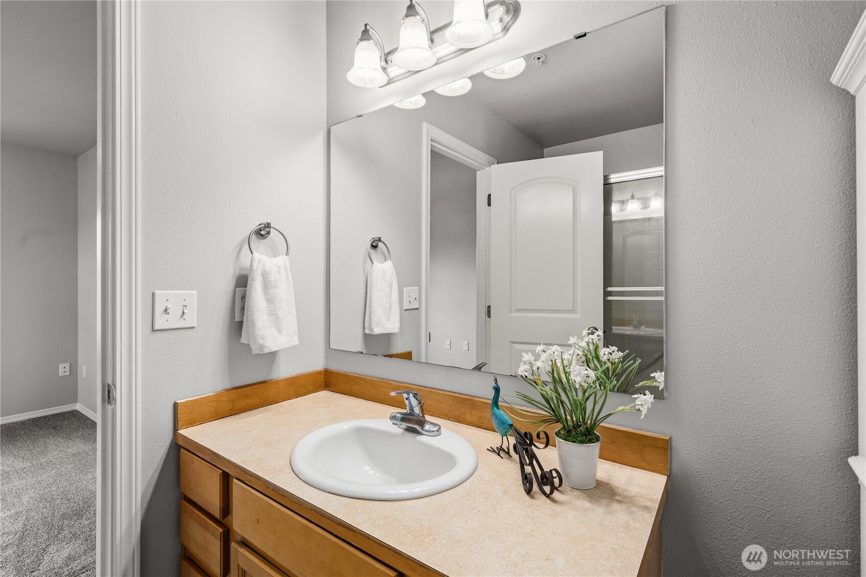 816 Cherry Avenue Sumner WA 98390