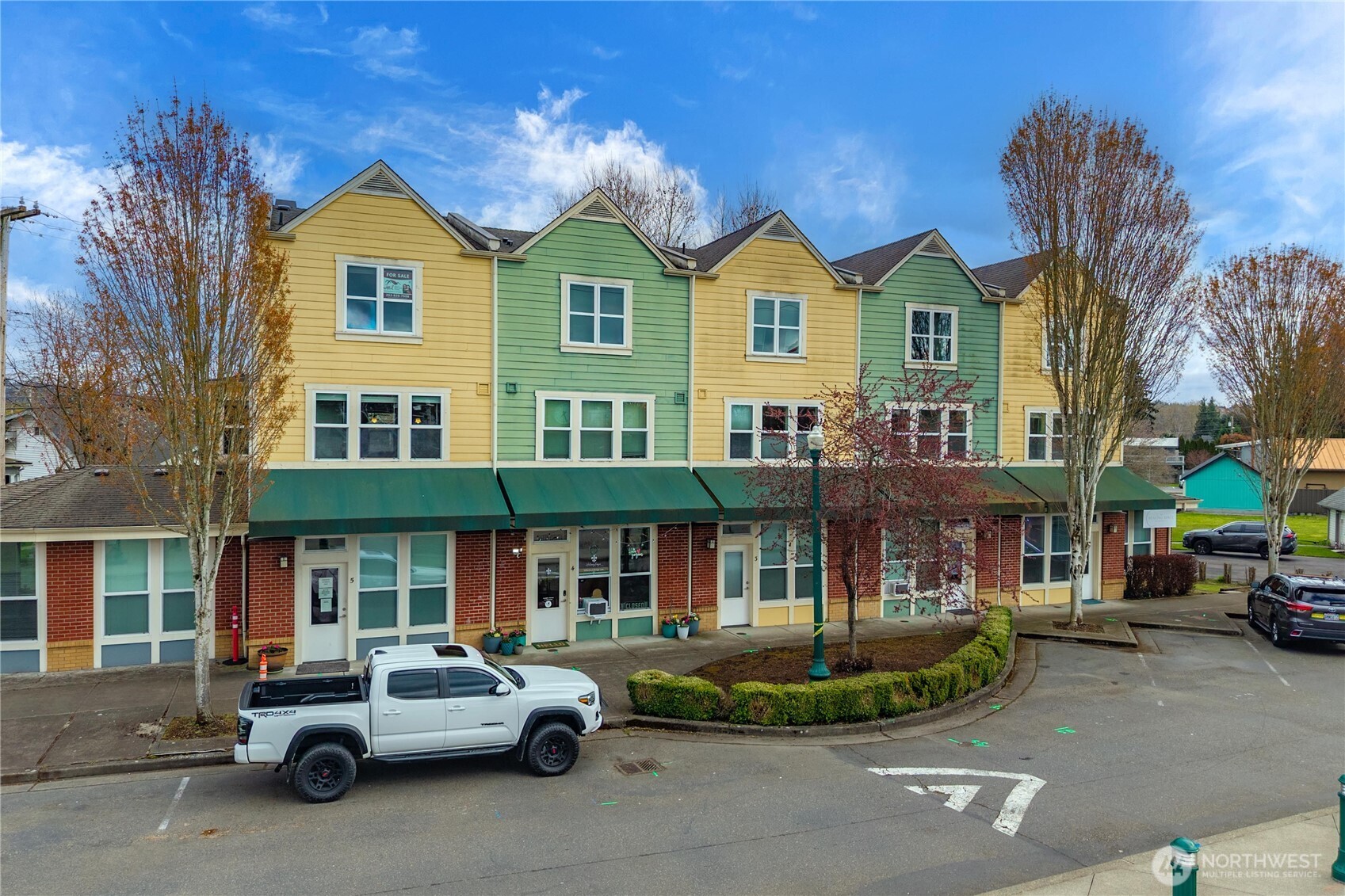 816 Cherry Avenue Sumner WA 98390