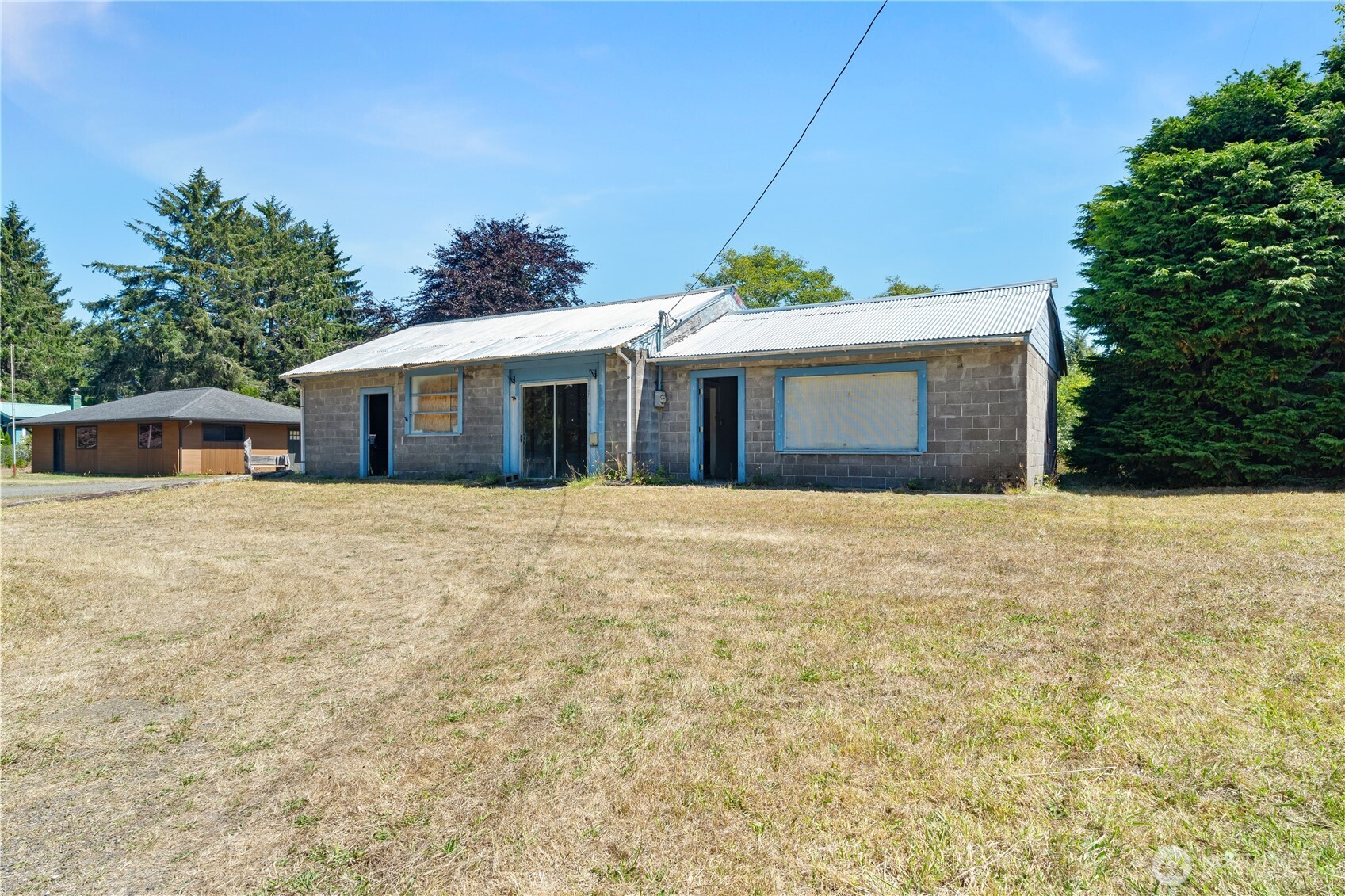 2542 State Route 109 Ocean City WA 98569