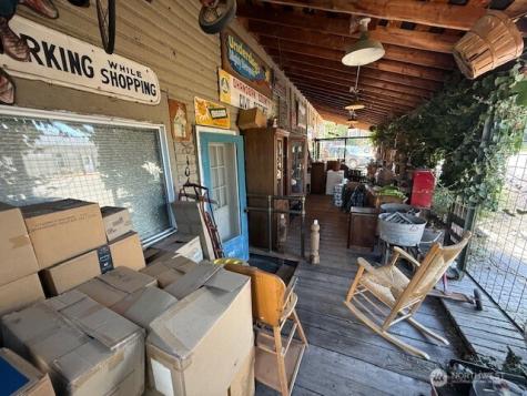 102 Main Street Riverside WA 98849