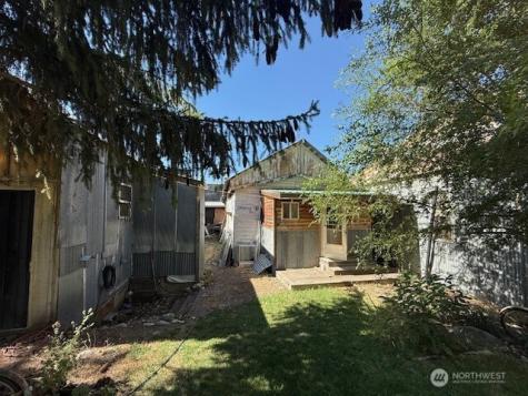 102 Main Street Riverside WA 98849