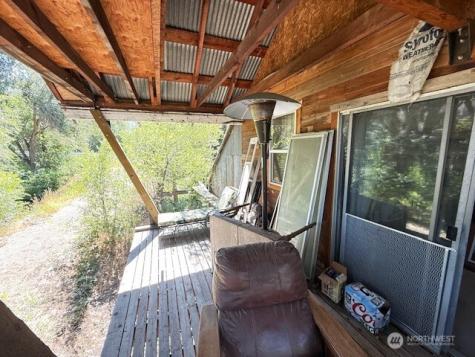 102 Main Street Riverside WA 98849