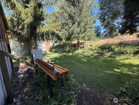 102 Main Street Riverside WA 98849