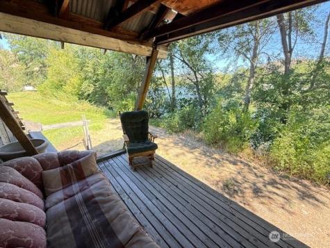 102 Main Street Riverside WA 98849