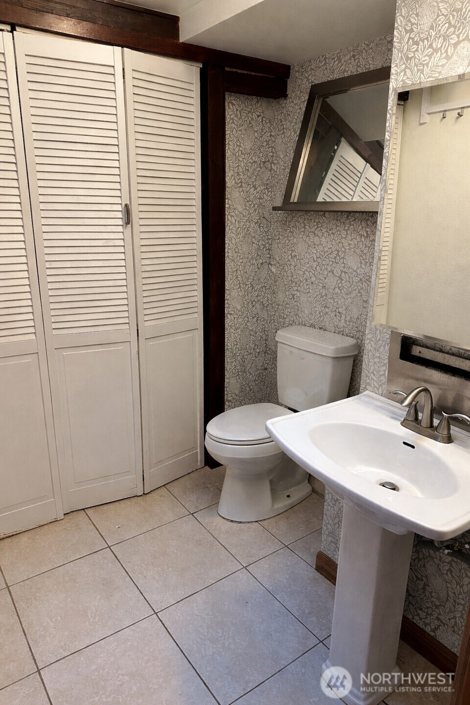 5683 2nd Avenue Ferndale WA 98248