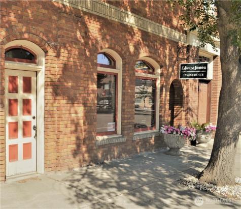 214 Pine Street Okanogan WA 98840