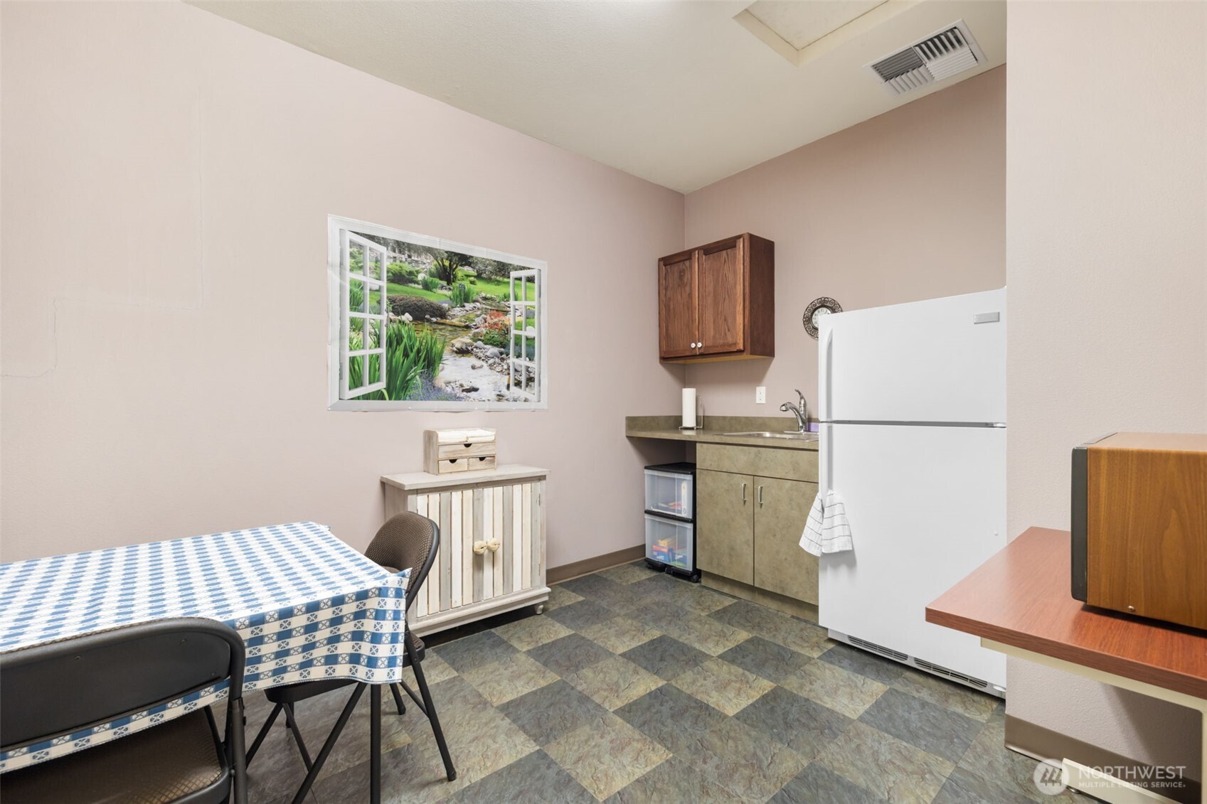 1740 Pottery Avenue Port Orchard WA 98366
