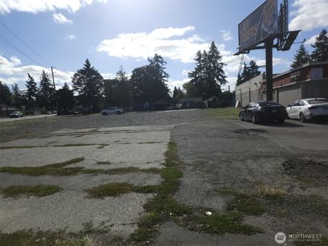502 112th Street S Tacoma WA 98444