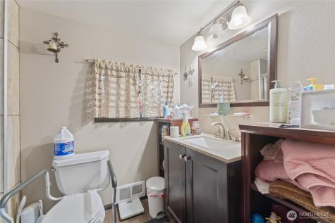 323 E Grand Coulee Avenue Grand Coulee WA 99133