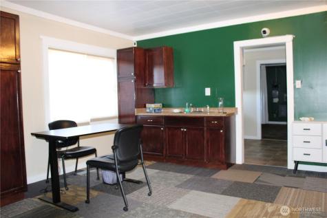 1420 Simpson Avenue Aberdeen WA 98520