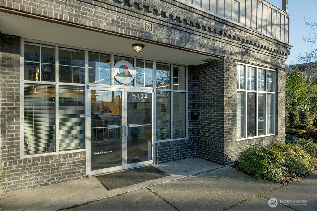 5430 California Avenue SW Seattle WA 98136