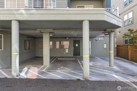 7301 5th Avenue NE Seattle WA 98115