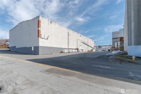 153 Totem Pole Road Manson WA 98831