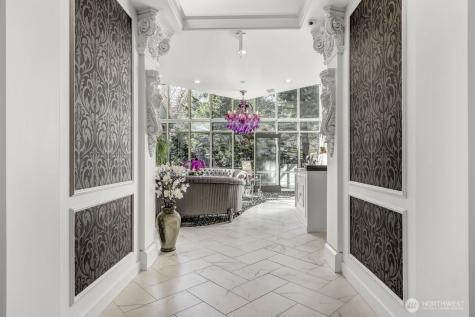15419 NE 20th Street Bellevue WA 98007
