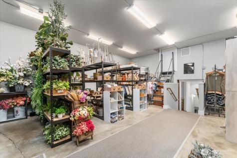 131 E Woodin Avenue Chelan WA 98816