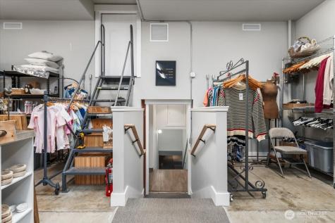 131 E Woodin Avenue Chelan WA 98816