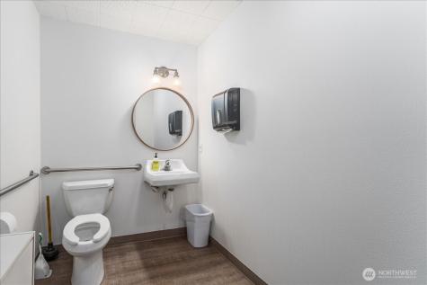 131 E Woodin Avenue Chelan WA 98816