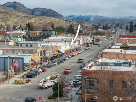131 E Woodin Avenue Chelan WA 98816