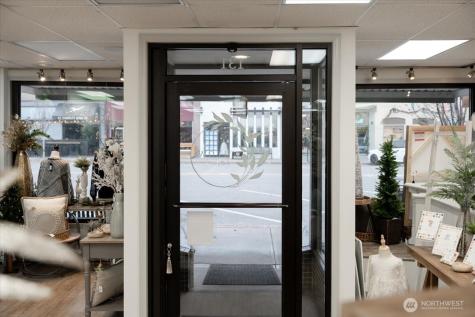 131 E Woodin Avenue Chelan WA 98816