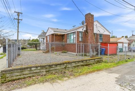 9017 14th Avenue S Seattle WA 98108