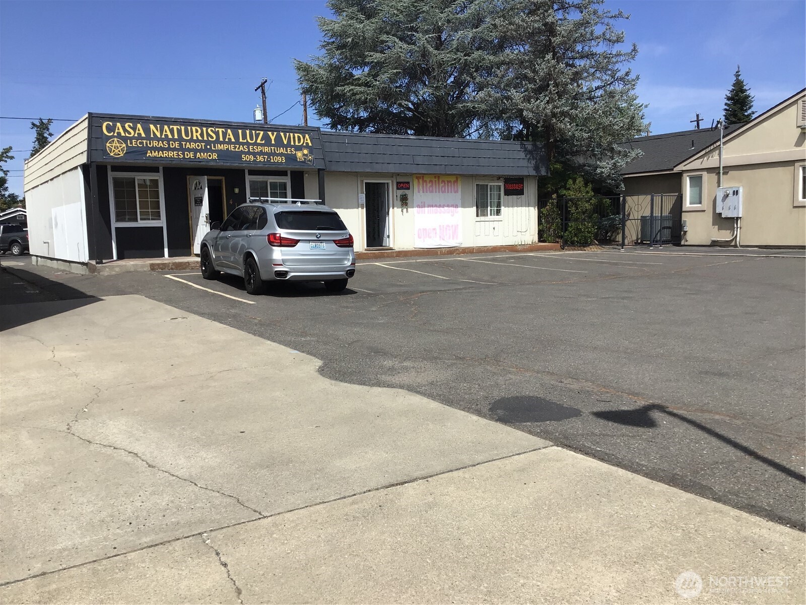 412 S 12th Avenue Yakima WA 98902