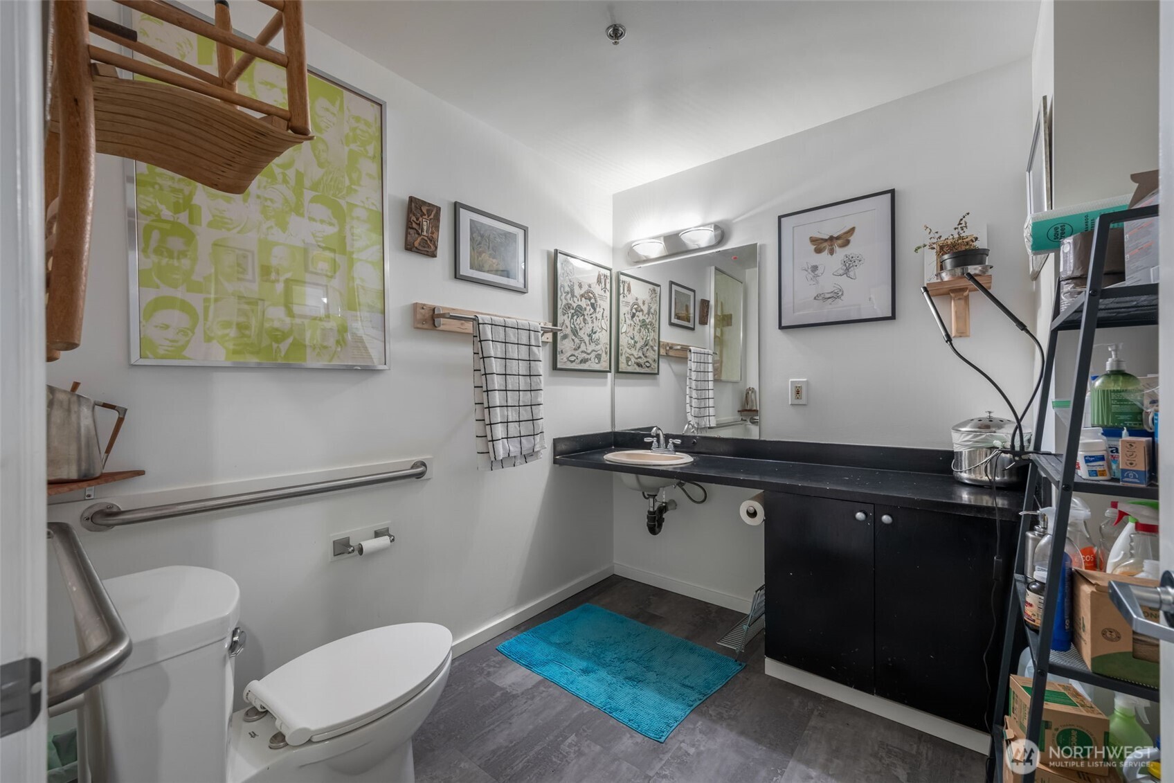 9222 Roosevelt Way NE Seattle WA 98115