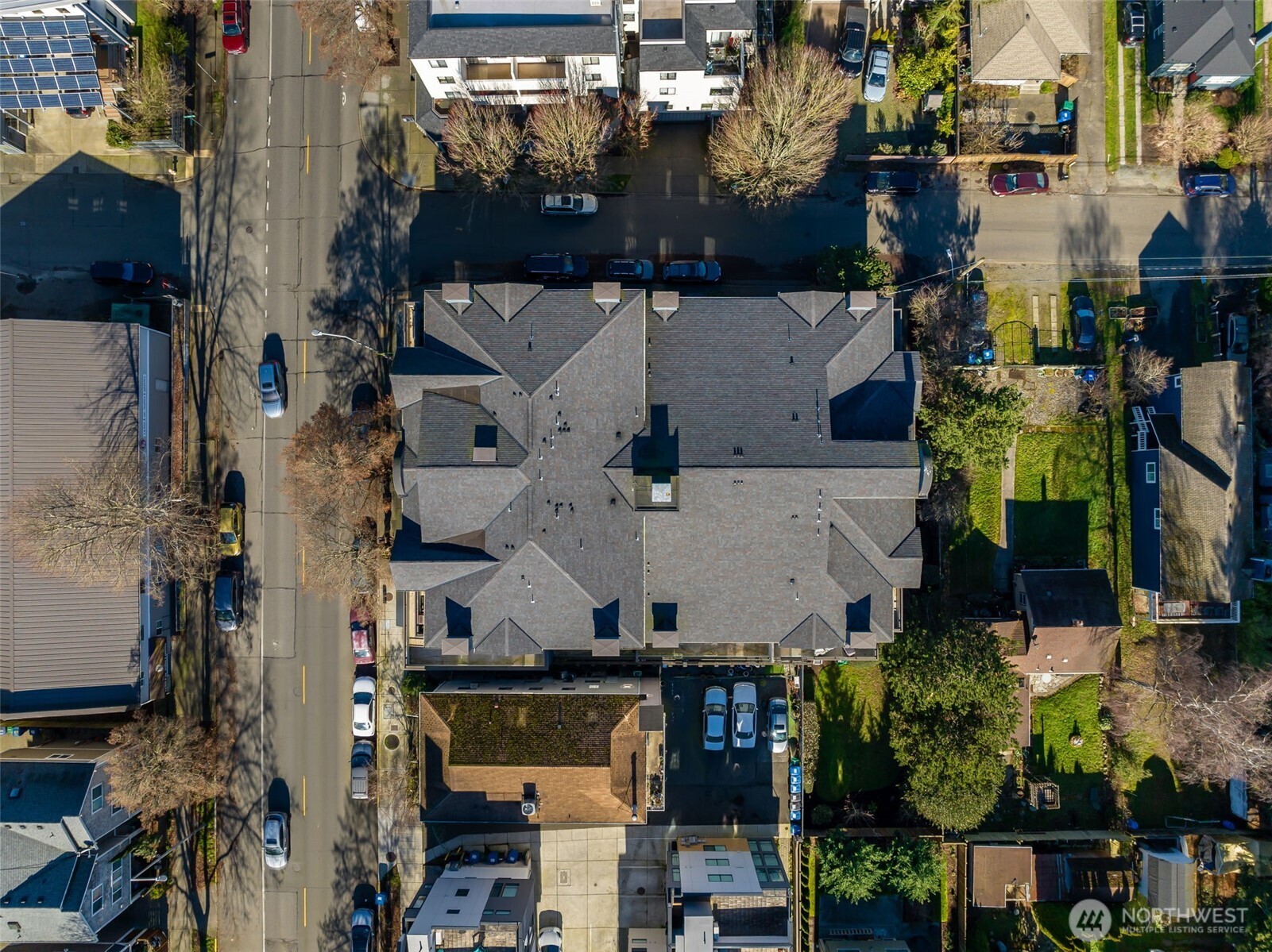 9222 Roosevelt Way NE Seattle WA 98115