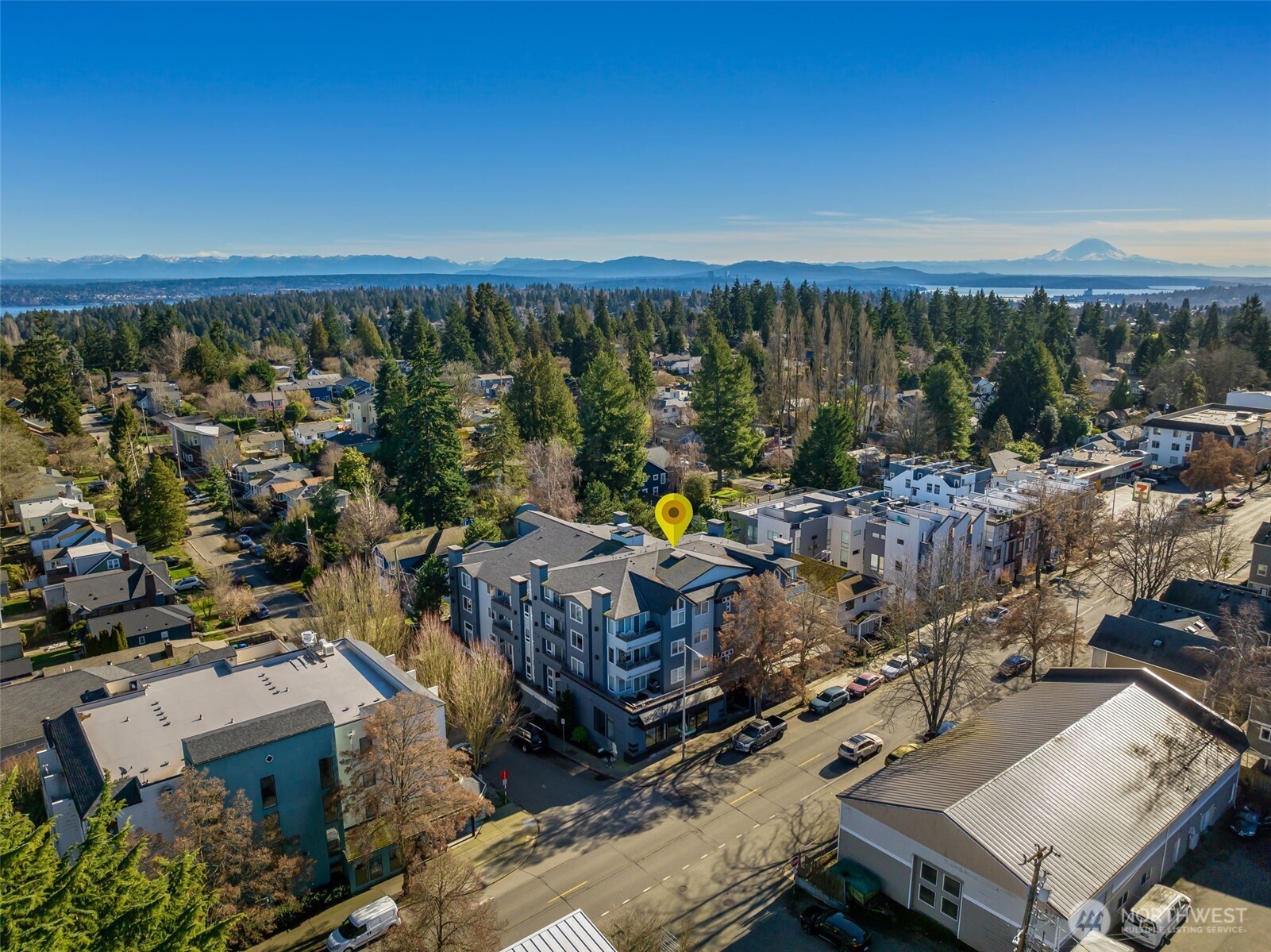 9222 Roosevelt Way NE Seattle WA 98115