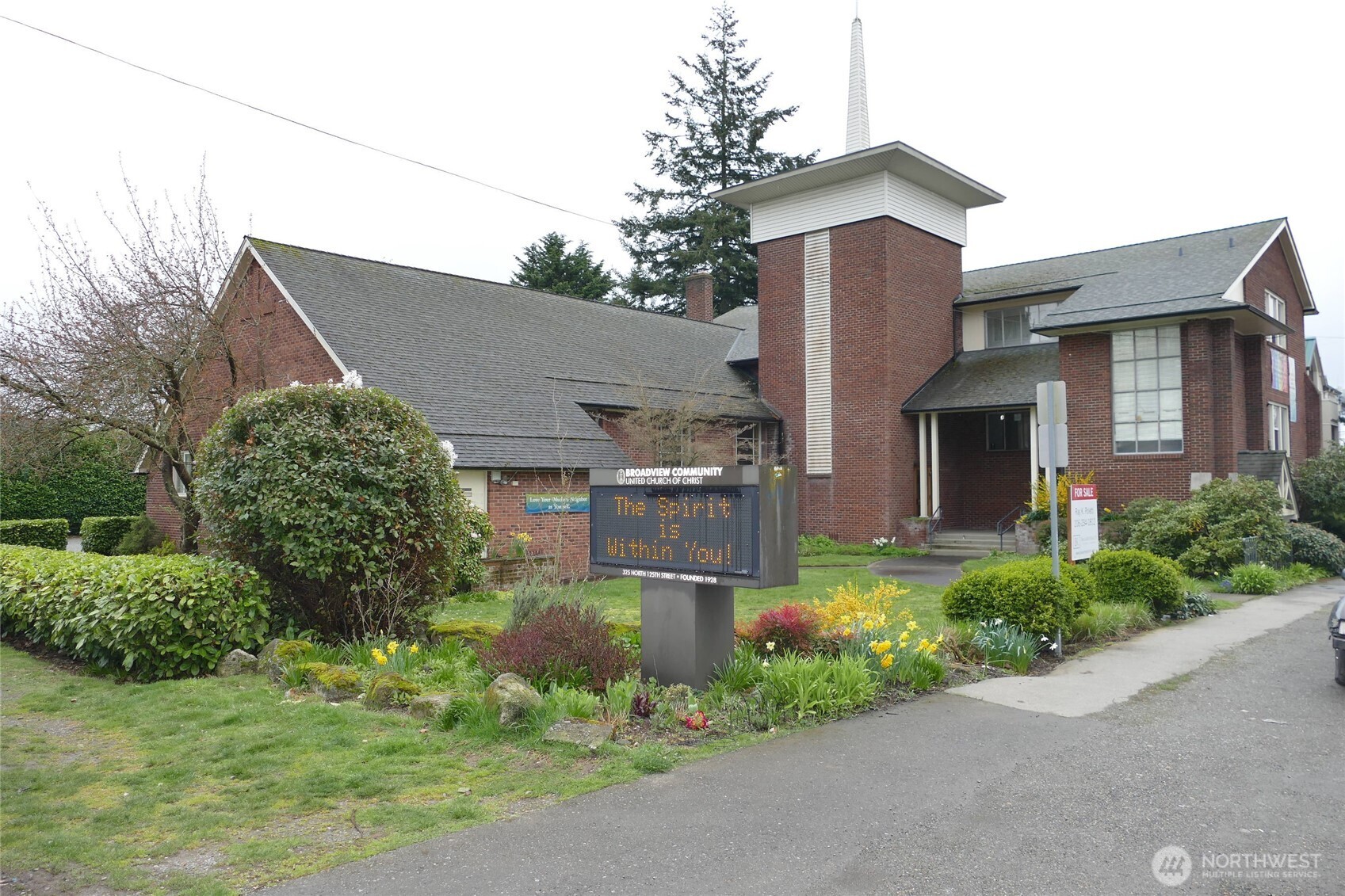 325 N 125th Street Seattle WA 98133