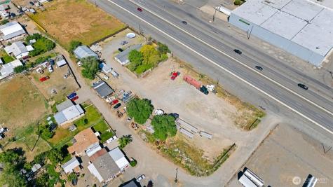 370 NW Manor Road Wapato WA 98948