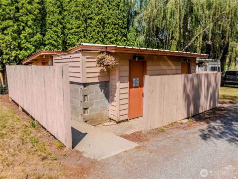 10 Mccammon Road Tonasket WA 98855