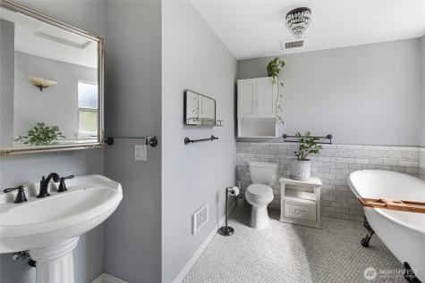 326 Carter Street San Juan Island WA 98250