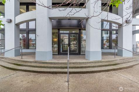 275 SE Pioneer Way Oak Harbor WA 98277