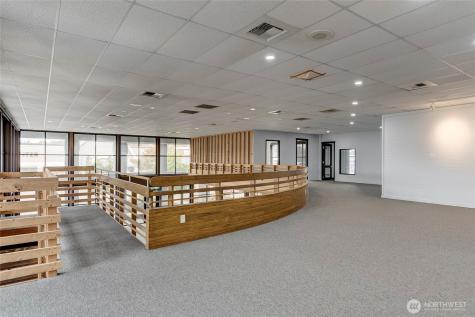 275 SE Pioneer Way Oak Harbor WA 98277