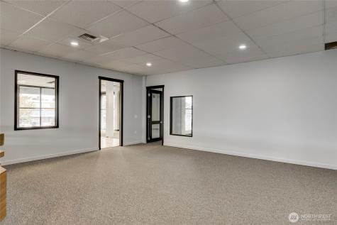 275 SE Pioneer Way Oak Harbor WA 98277