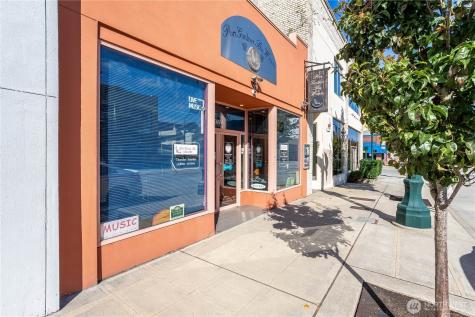 1316 Wall Street Everett WA 98201