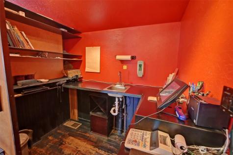 201 Glover Street S Twisp WA 98856