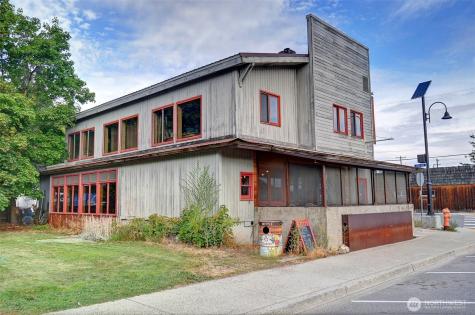 201 Glover Street S Twisp WA 98856