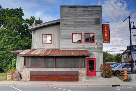 201 Glover Street S Twisp WA 98856