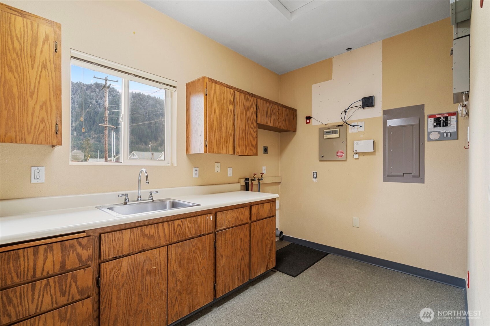 101 E Main Avenue Morton WA 98356