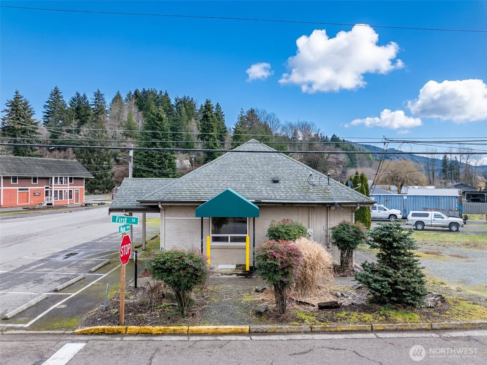 101 E Main Avenue Morton WA 98356