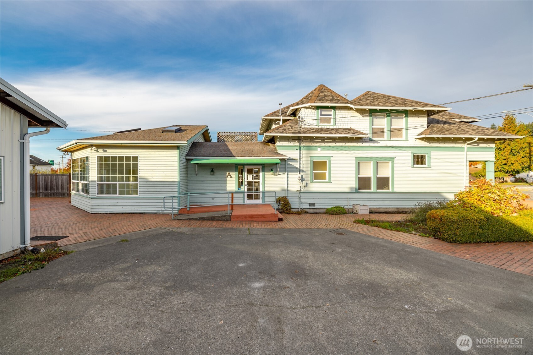 225 N Walnut Street Burlington WA 98233