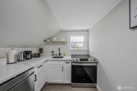 621 Houser Way S Renton WA 98057