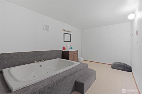 1413 112th Street S Tacoma WA 98444