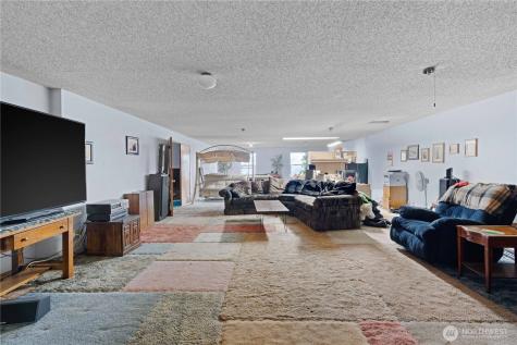 1413 112th Street S Tacoma WA 98444